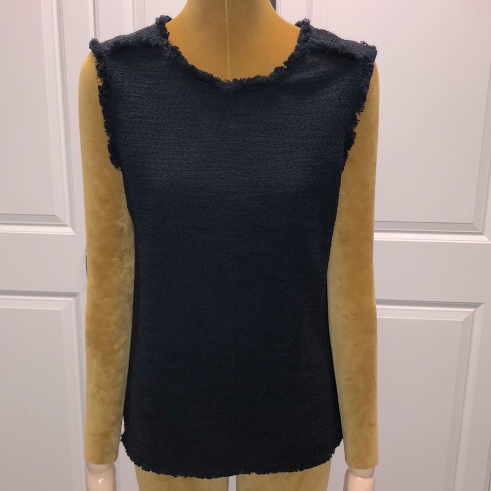 Women’s navy Banana Repubkic Republic boucle tank top